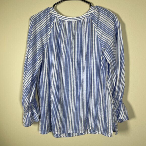 Tommy Bahama Women's XS Blue White Stripe Lightweight Resort Top! - Picture 5 of 5